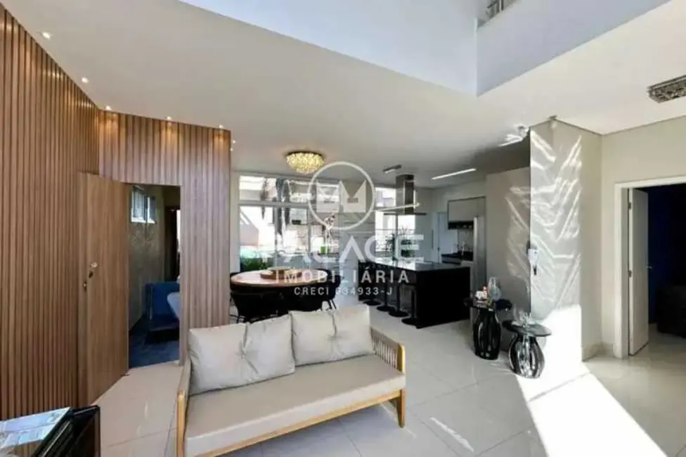 Casa com 3 quartos à venda, 227m2 em Piracicaba - SP - imagem 3 Foto 3 de Casa com 3 quartos à venda, 227m2 em Piracicaba - SP