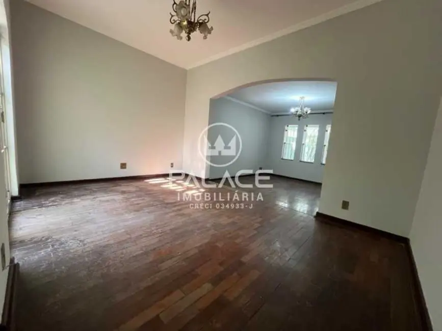 Foto 4 de Casa com 3 quartos para alugar, 195m2 em Piracicaba - SP