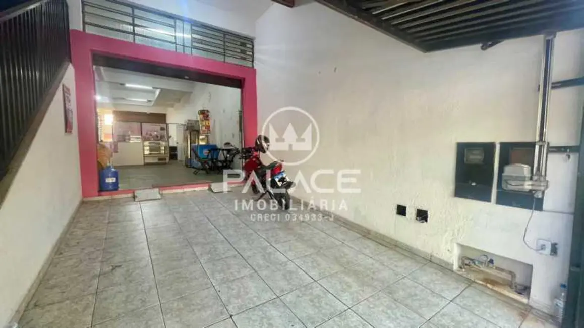 Loja para alugar, 105m2 em Piracicaba - SP - imagem 2 Foto 2 de Loja para alugar, 105m2 em Piracicaba - SP