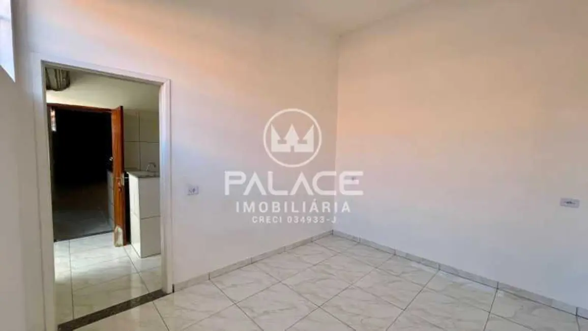 Foto 2 de Casa com 2 quartos para alugar, 185m2 em Piracicaba - SP