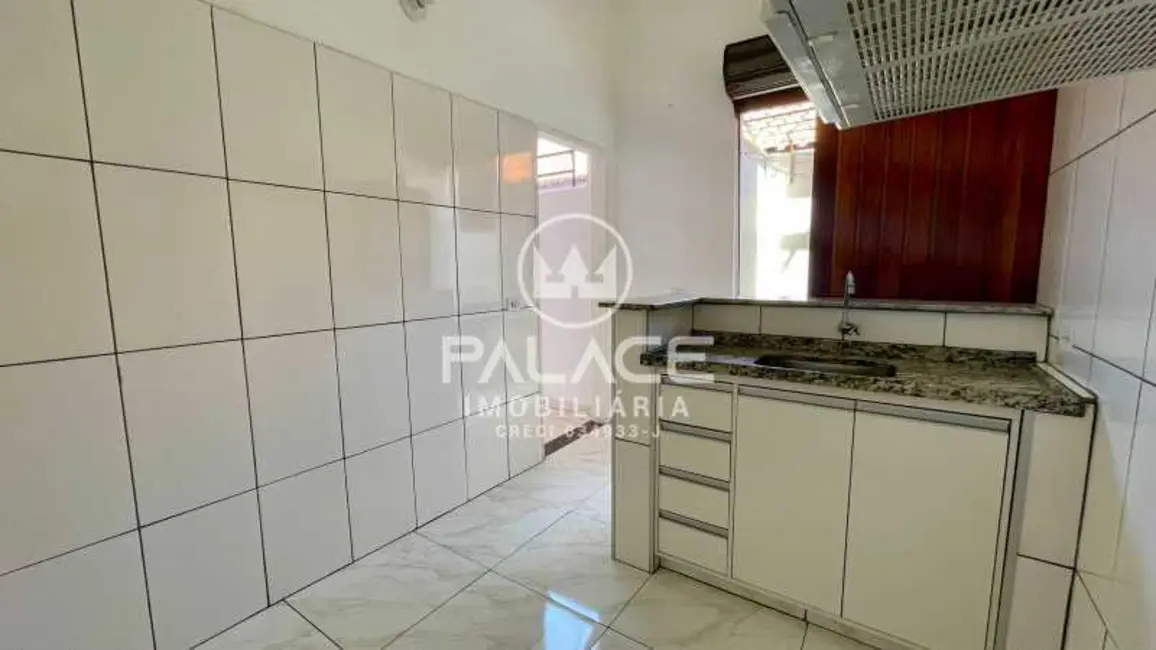 Foto 3 de Casa com 2 quartos para alugar, 185m2 em Piracicaba - SP