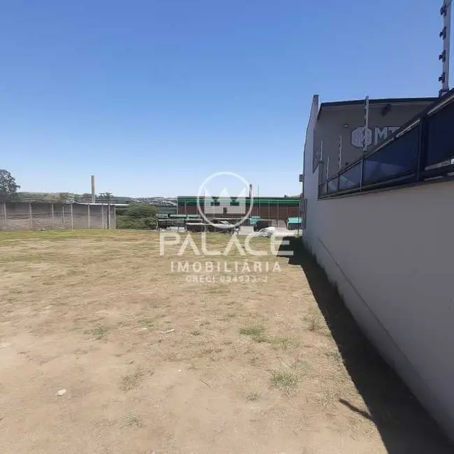 Terreno / Lote para alugar, 175m2 em Piracicaba - SP - imagem 2 Foto 2 de Terreno / Lote para alugar, 175m2 em Piracicaba - SP