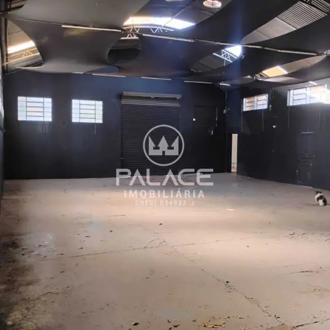 Armazém / Galpão para alugar, 228m2 em Piracicaba - SP - imagem 5 Foto 5 de Armazém / Galpão para alugar, 228m2 em Piracicaba - SP