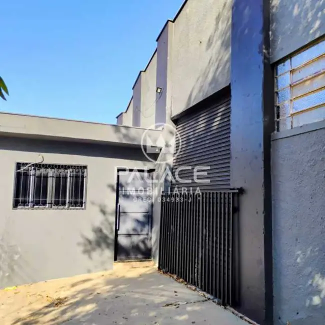 Armazém / Galpão para alugar, 228m2 em Piracicaba - SP - imagem 2 Foto 2 de Armazém / Galpão para alugar, 228m2 em Piracicaba - SP