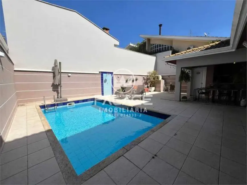 Casa de Condomínio com 3 quartos à venda, 275m2 em Piracicaba - SP - imagem 3 Foto 3 de Casa de Condomínio com 3 quartos à venda, 275m2 em Piracicaba - SP