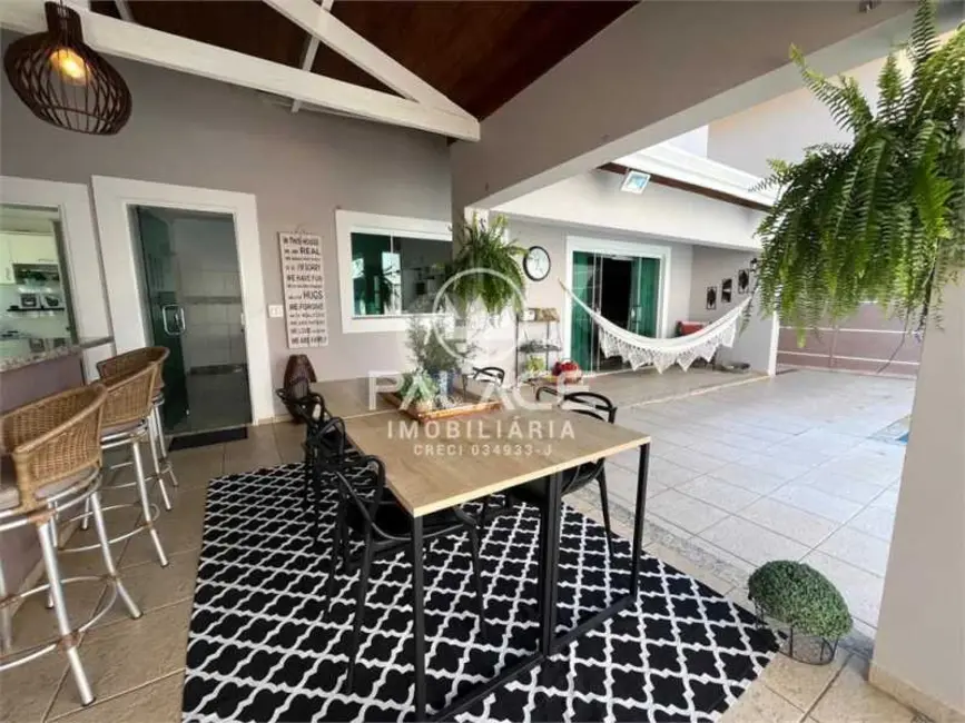 Casa de Condomínio com 3 quartos à venda, 275m2 em Piracicaba - SP - imagem 6 Foto 6 de Casa de Condomínio com 3 quartos à venda, 275m2 em Piracicaba - SP