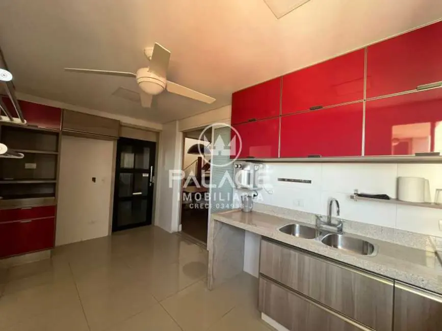 Apartamento com 3 quartos para alugar, 253m2 em Piracicaba - SP - imagem 1 Foto 1 de Apartamento com 3 quartos para alugar, 253m2 em Piracicaba - SP