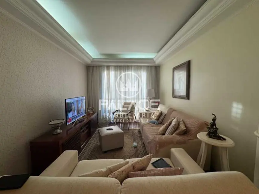 Foto 5 de Apartamento com 3 quartos à venda, 115m2 em Piracicaba - SP