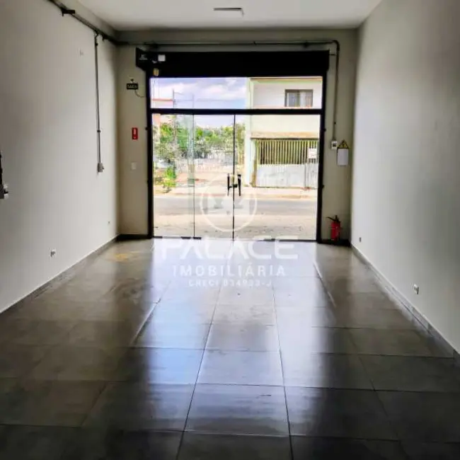 Loja para alugar, 46m2 em Piracicaba - SP - imagem 8 Foto 8 de Loja para alugar, 46m2 em Piracicaba - SP