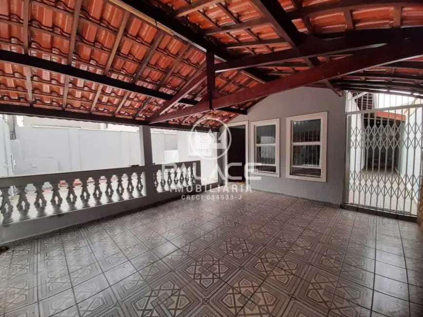 Foto 2 de Casa com 3 quartos para alugar, 180m2 em Piracicaba - SP