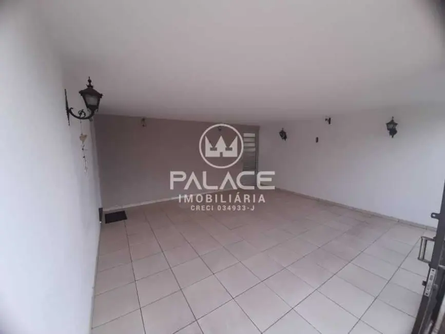 Foto 3 de Casa com 4 quartos para alugar, 165m2 em Piracicaba - SP