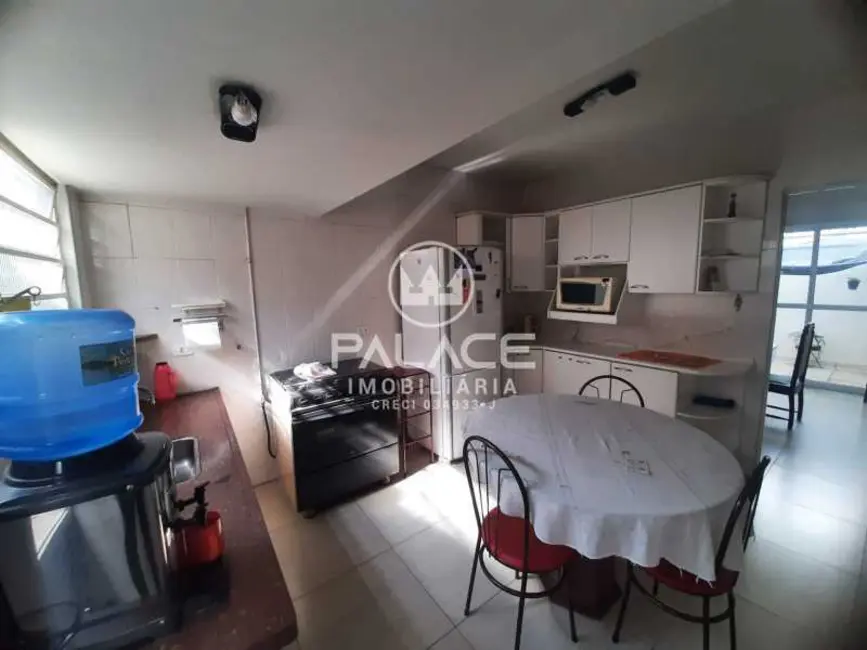 Foto 9 de Casa com 4 quartos para alugar, 165m2 em Piracicaba - SP