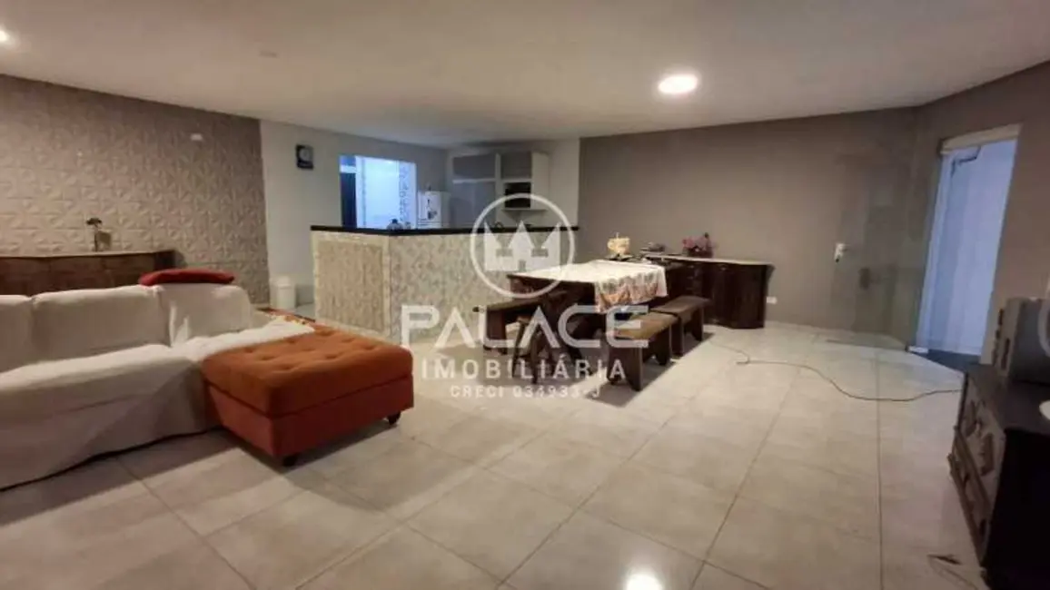 Casa com 3 quartos à venda, 163m2 em Piracicaba - SP - imagem 8 Foto 8 de Casa com 3 quartos à venda, 163m2 em Piracicaba - SP