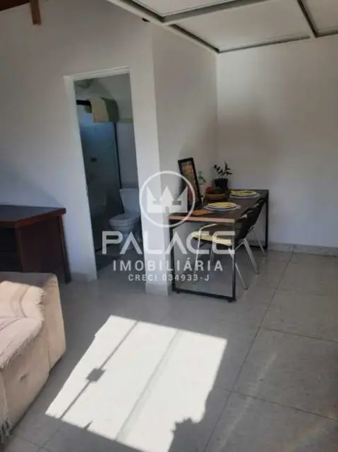 Kitnet com 1 quarto para alugar, 24m2 em Piracicaba - SP - imagem 2 Foto 2 de Kitnet com 1 quarto para alugar, 24m2 em Piracicaba - SP