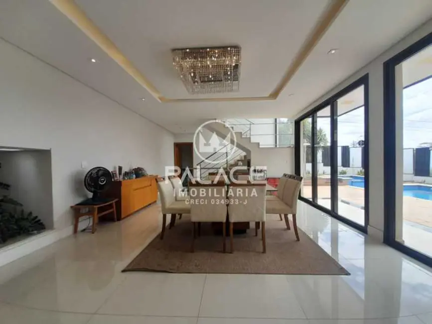 Casa de Condomínio com 4 quartos à venda, 330m2 em Piracicaba - SP - imagem 3 Foto 3 de Casa de Condomínio com 4 quartos à venda, 330m2 em Piracicaba - SP