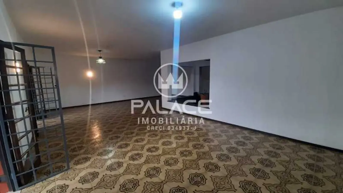 Casa com 4 quartos para alugar, 335m2 em Piracicaba - SP - imagem 7 Foto 7 de Casa com 4 quartos para alugar, 335m2 em Piracicaba - SP