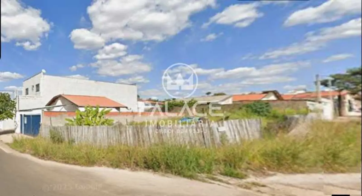 Foto 1 de Terreno / Lote à venda, 286m2 em Piracicaba - SP