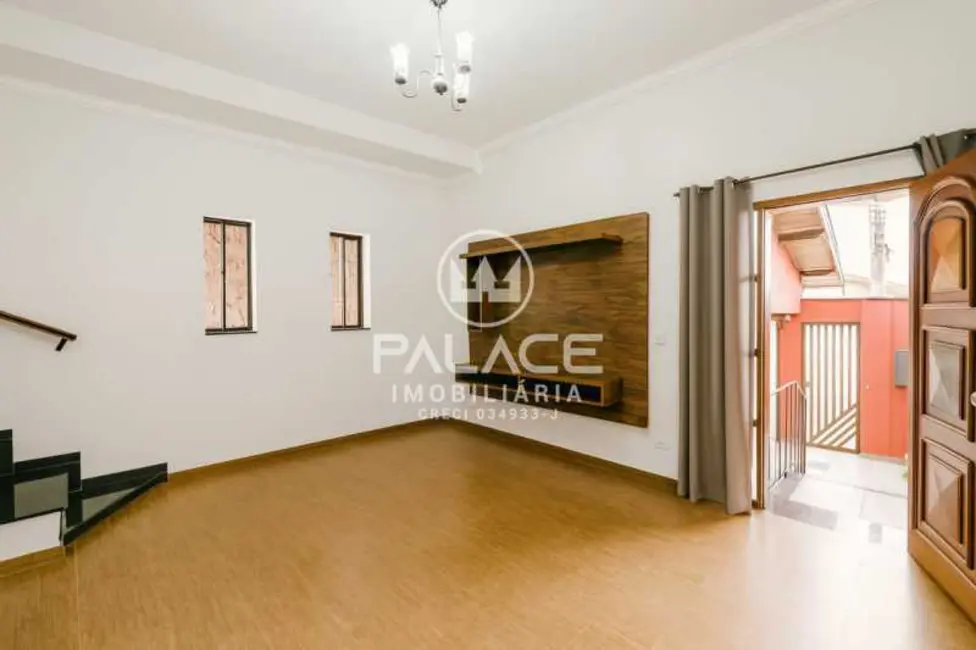 Foto 2 de Casa com 3 quartos à venda, 180m2 em Piracicaba - SP