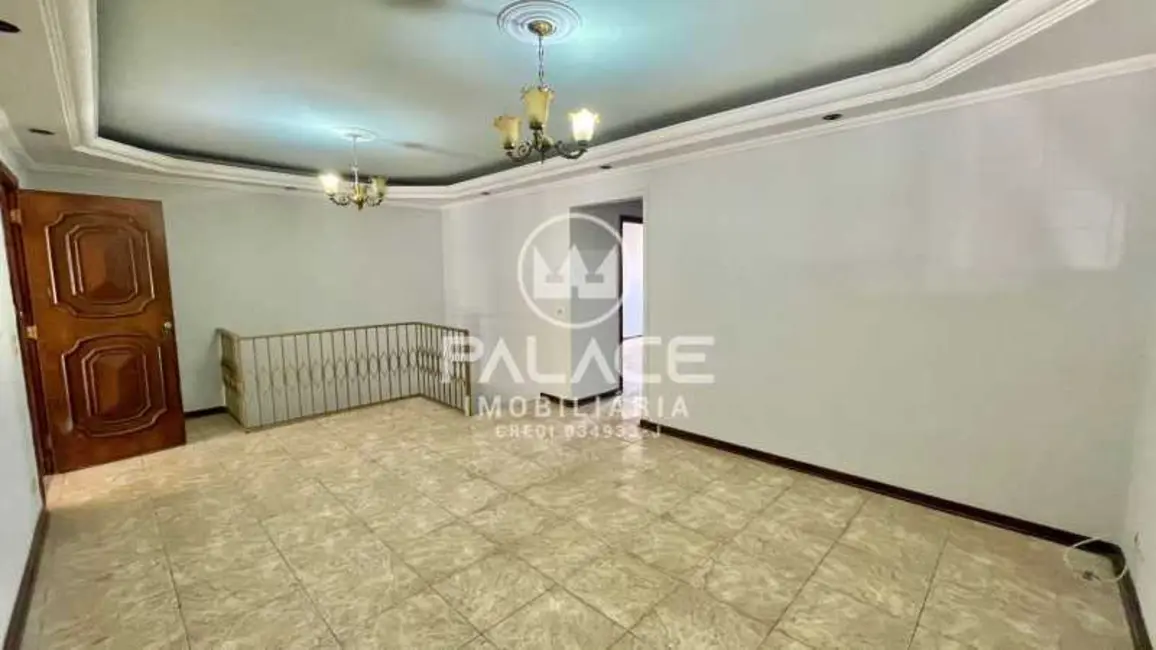 Foto 4 de Casa com 3 quartos à venda e para alugar, 250m2 em Piracicaba - SP