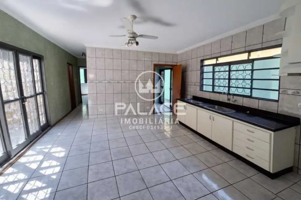 Foto 6 de Casa com 3 quartos à venda e para alugar, 226m2 em Piracicaba - SP