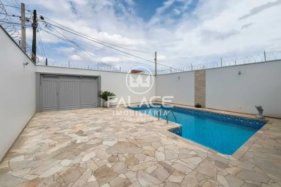 Foto 1 de Casa com 2 quartos à venda, 130m2 em Piracicaba - SP