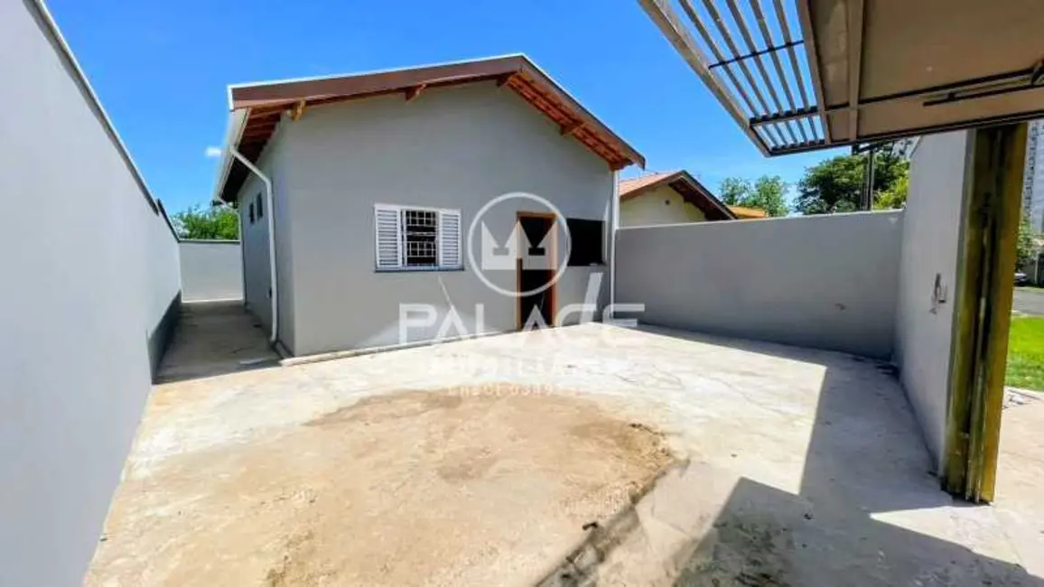 Casa com 2 quartos para alugar, 90m2 em Piracicaba - SP - imagem 1 Foto 1 de Casa com 2 quartos para alugar, 90m2 em Piracicaba - SP