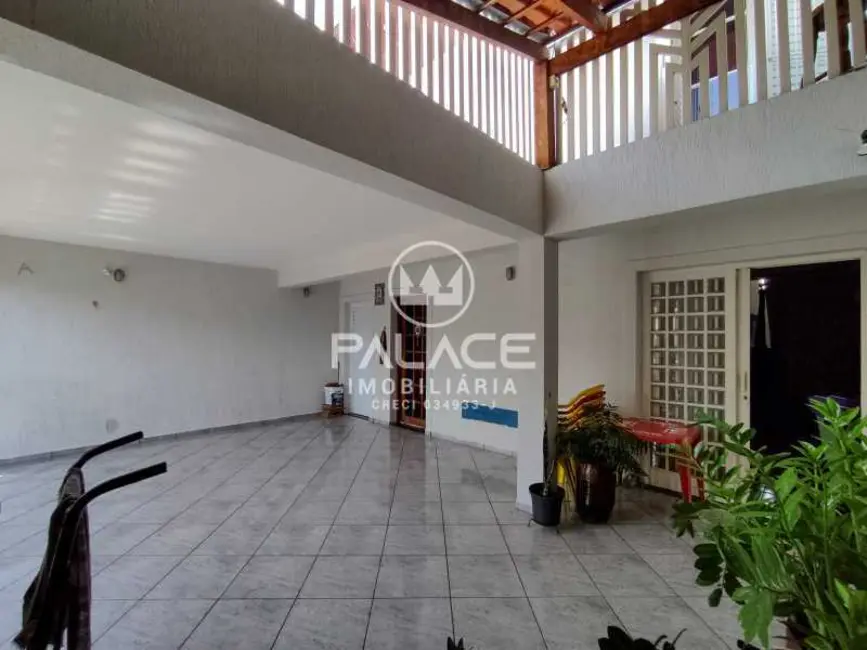 Casa com 3 quartos para alugar, 173m2 em Piracicaba - SP - imagem 4 Foto 4 de Casa com 3 quartos para alugar, 173m2 em Piracicaba - SP