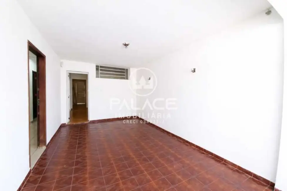 Foto 2 de Casa com 2 quartos à venda, 175m2 em Piracicaba - SP
