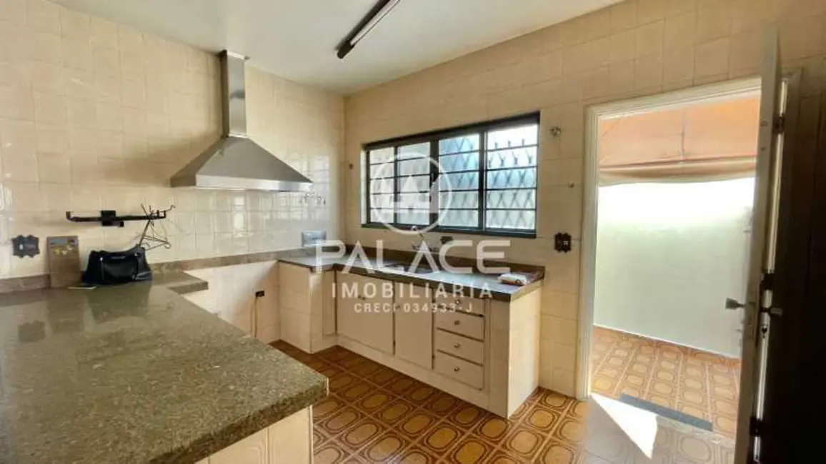 Foto 6 de Casa com 3 quartos para alugar, 342m2 em Piracicaba - SP