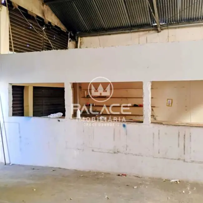 Foto 3 de Loja para alugar, 250m2 em Piracicaba - SP