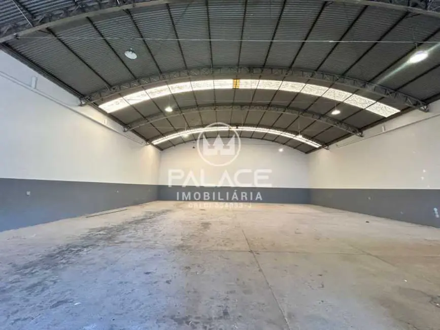 Foto 3 de Loja para alugar, 432m2 em Piracicaba - SP