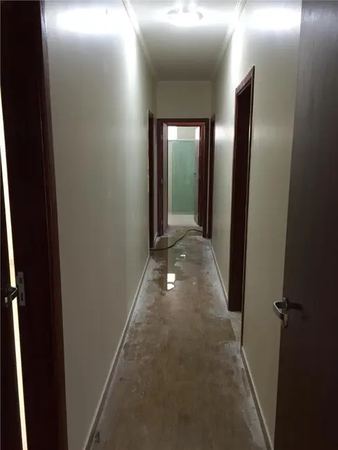 Foto 8 de Casa com 3 quartos à venda, 206m2 em Piracicaba - SP