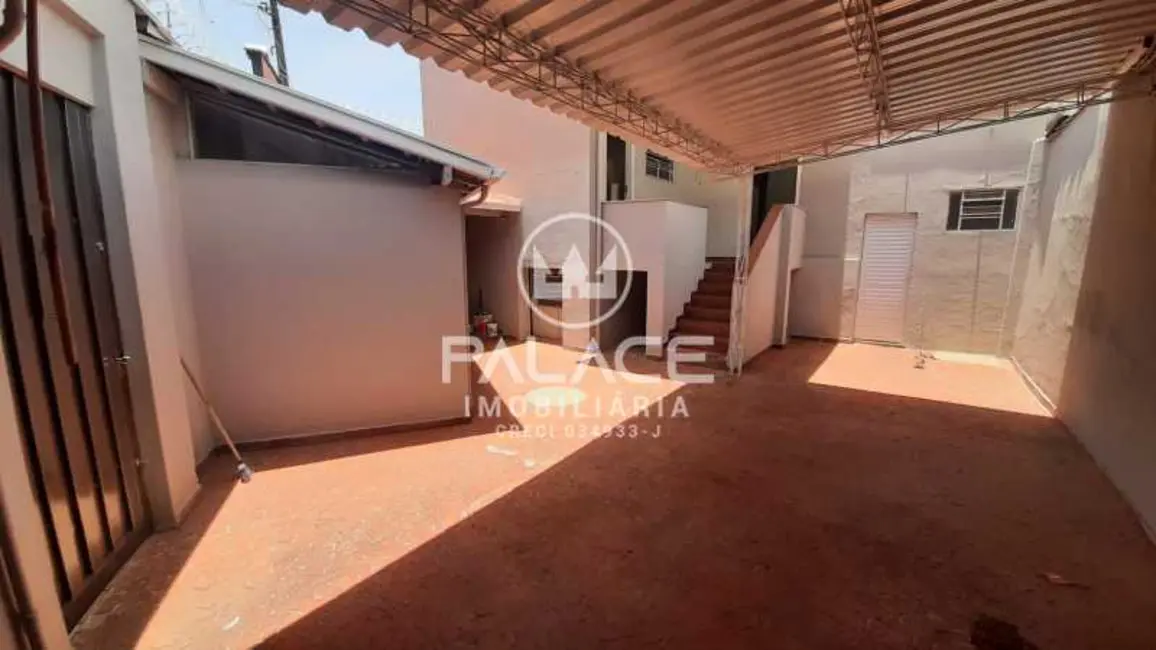 Casa Comercial com 3 quartos para alugar, 154m2 em Piracicaba - SP - imagem 2 Foto 2 de Casa Comercial com 3 quartos para alugar, 154m2 em Piracicaba - SP