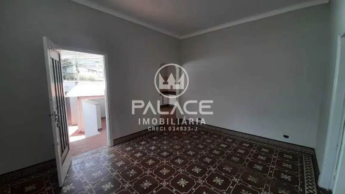 Casa Comercial com 3 quartos para alugar, 154m2 em Piracicaba - SP - imagem 8 Foto 8 de Casa Comercial com 3 quartos para alugar, 154m2 em Piracicaba - SP