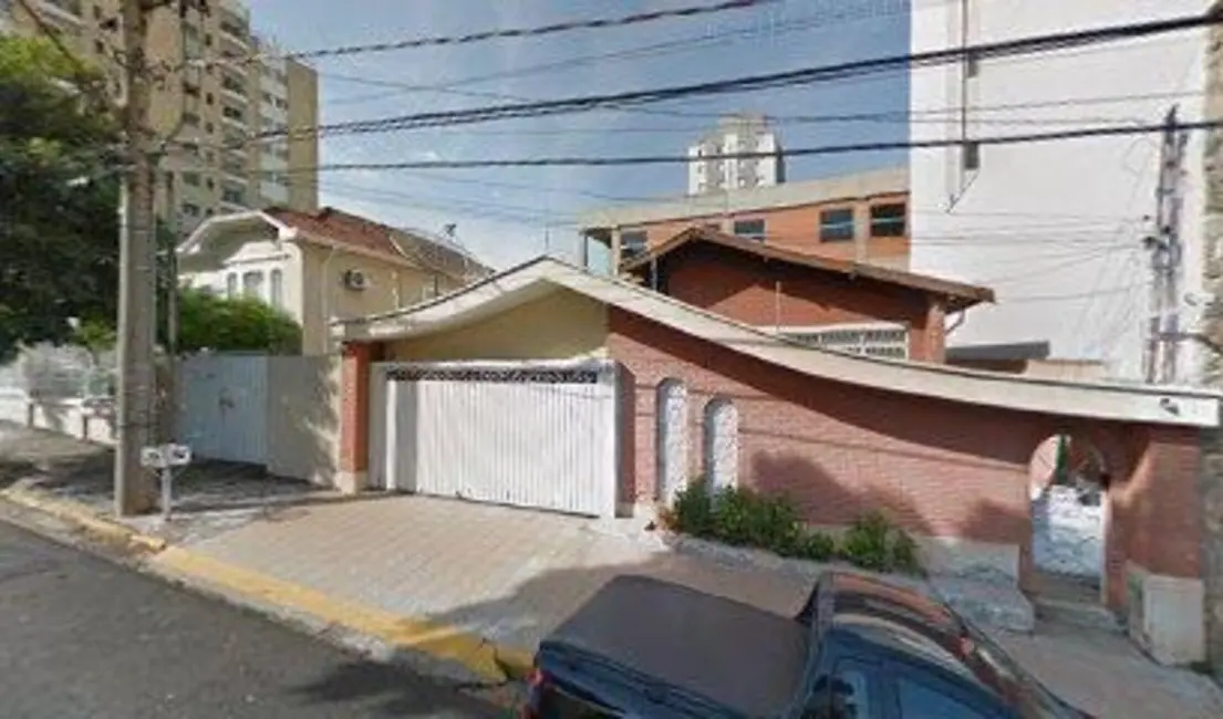 Casa com 3 quartos à venda, 280m2 em Piracicaba - SP - imagem 1 Foto 1 de Casa com 3 quartos à venda, 280m2 em Piracicaba - SP
