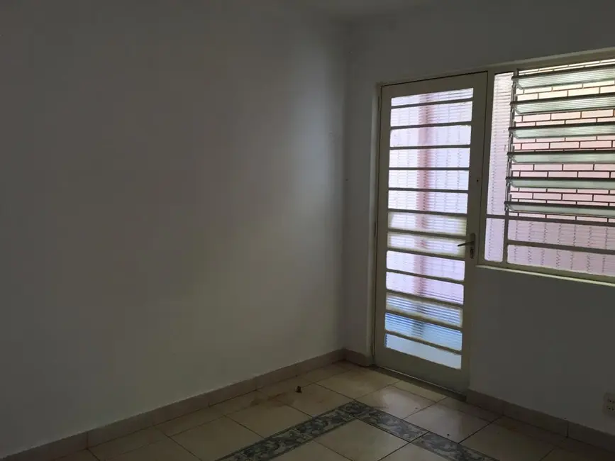 Casa com 3 quartos à venda, 280m2 em Piracicaba - SP - imagem 6 Foto 6 de Casa com 3 quartos à venda, 280m2 em Piracicaba - SP