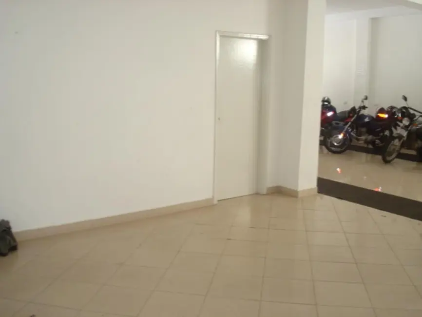 Casa Comercial com 2 quartos à venda, 441m2 em Piracicaba - SP - imagem 7 Foto 7 de Casa Comercial com 2 quartos à venda, 441m2 em Piracicaba - SP