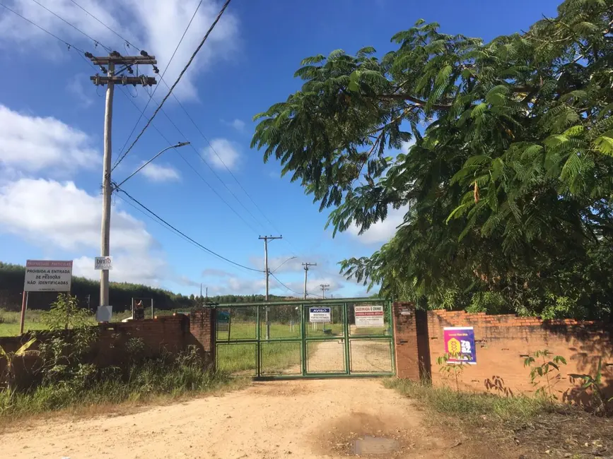 Foto 1 de Terreno / Lote à venda, 1000m2 em Conchas - SP