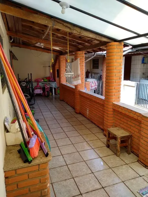 Casa com 3 quartos à venda, 230m2 em Piracicaba - SP - imagem 8 Foto 8 de Casa com 3 quartos à venda, 230m2 em Piracicaba - SP