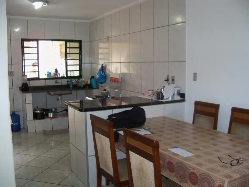 Foto 1 de Casa com 4 quartos à venda, 150m2 em Piracicaba - SP