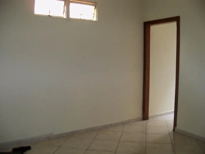 Casa com 4 quartos à venda, 150m2 em Piracicaba - SP - imagem 8 Foto 8 de Casa com 4 quartos à venda, 150m2 em Piracicaba - SP