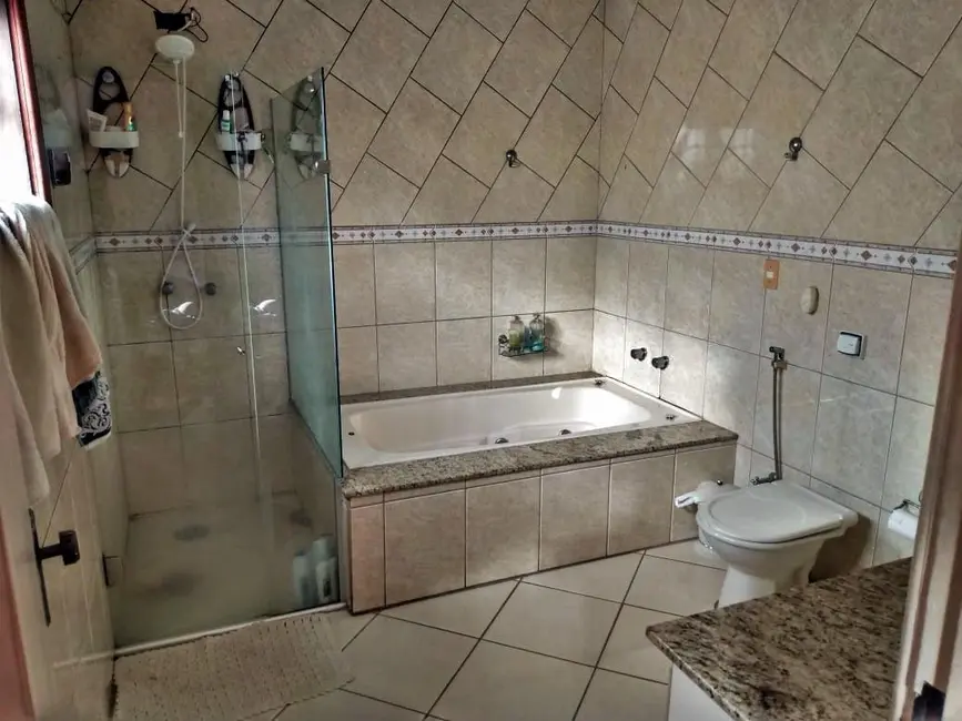 Foto 3 de Casa com 3 quartos à venda, 196m2 em Piracicaba - SP