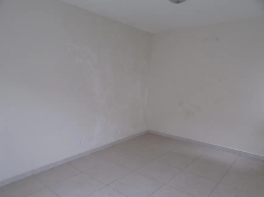 Kitnet com 1 quarto para alugar, 24m2 em Piracicaba - SP - imagem 3 Foto 3 de Kitnet com 1 quarto para alugar, 24m2 em Piracicaba - SP