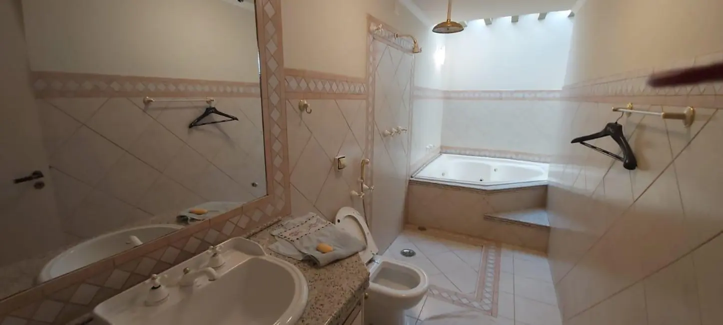 Casa Comercial à venda, 254m2 em Piracicaba - SP - imagem 9 Foto 9 de Casa Comercial à venda, 254m2 em Piracicaba - SP