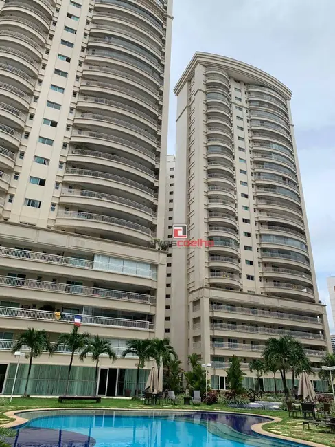 Foto 2 de Apartamento com 4 quartos à venda, 350m2 em Meireles, Fortaleza - CE