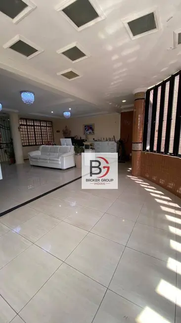 Casa à venda, 429m2 em Centro, Fortaleza - CE - imagem 9 Foto 9 de Casa à venda, 429m2 em Centro, Fortaleza - CE