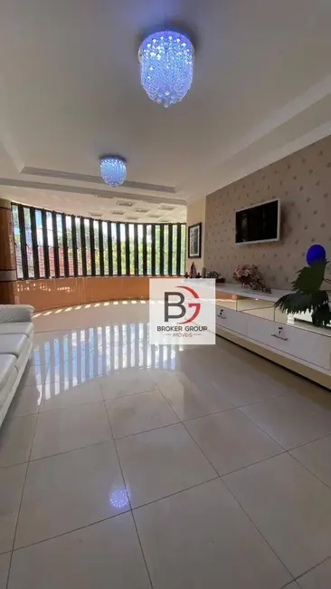 Casa à venda, 429m2 em Centro, Fortaleza - CE - imagem 8 Foto 8 de Casa à venda, 429m2 em Centro, Fortaleza - CE