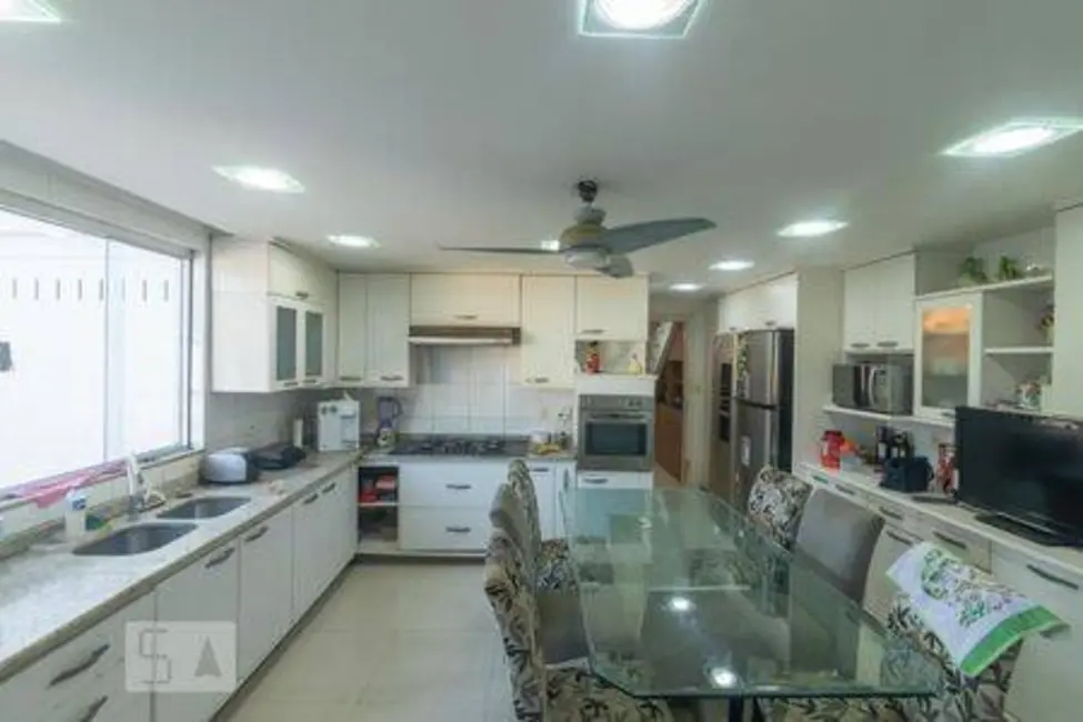 Casa com 6 quartos à venda e para alugar, 610m2 em Recreio dos Bandeirantes, Rio De Janeiro - RJ - imagem 6 Foto 6 de Casa com 6 quartos à venda e para alugar, 610m2 em Recreio dos Bandeirantes, Rio De Janeiro - RJ