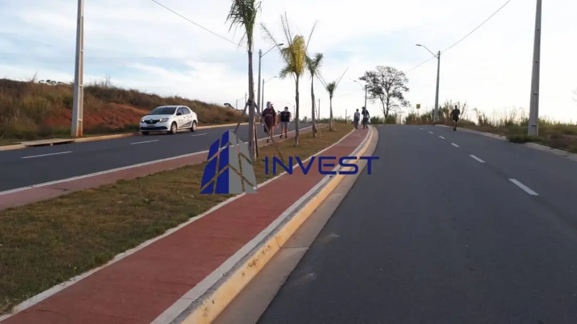 Foto 1 de Terreno / Lote à venda, 250m2 em Braganca Paulista - SP