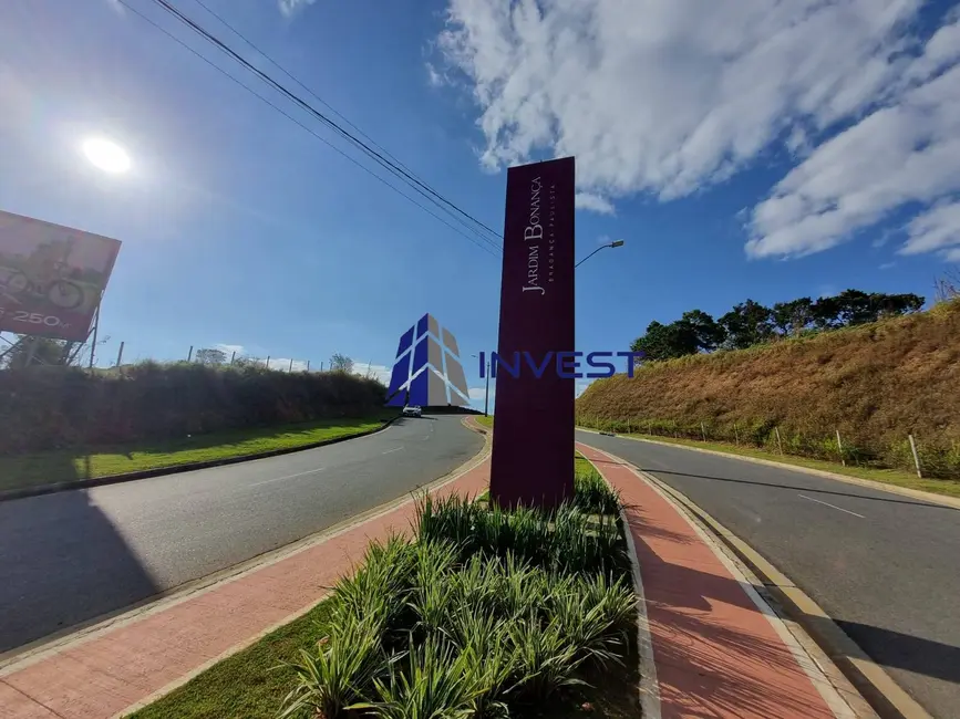 Foto 2 de Terreno / Lote à venda, 250m2 em Braganca Paulista - SP